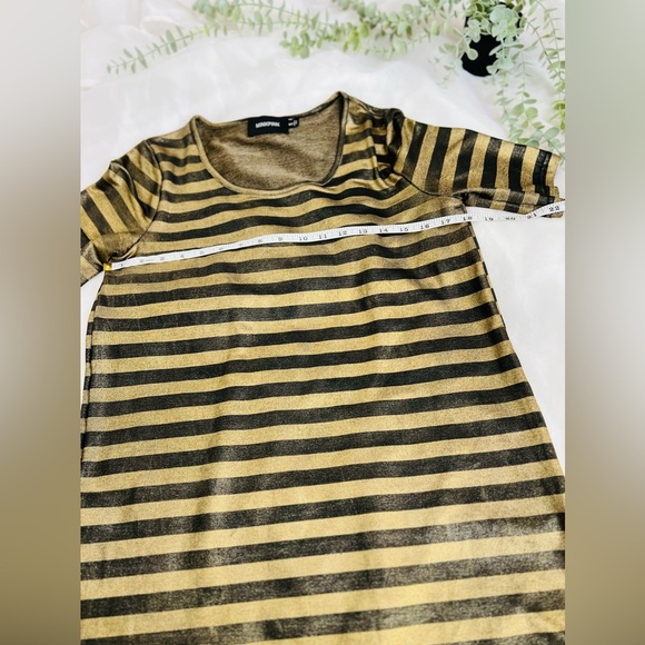 MinkPink Black and Gold Shimmer Striped T-shirt Shift Dress Size Small - Picture 10 of 12